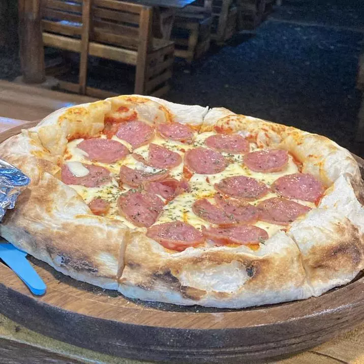 Pizza Calabresa