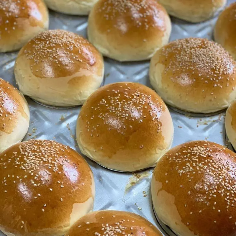 Pao de Hamburguer com gergelim