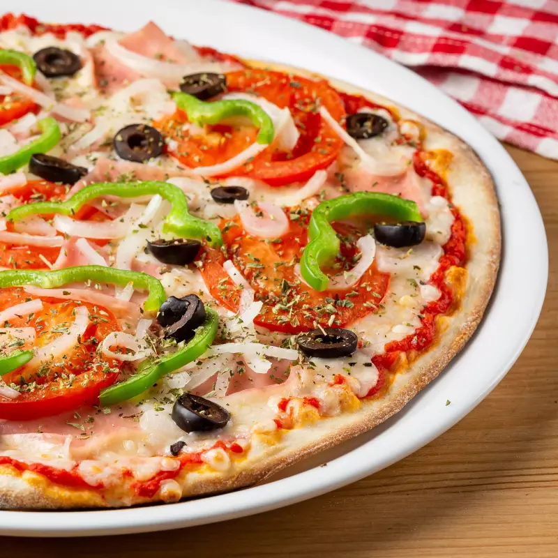 Pizza Média Brazuca