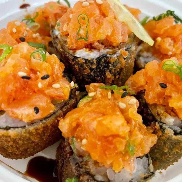 Hot Philadelphia Especial Roll