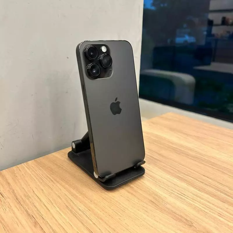 14 PRO MAX 256GB PRETO