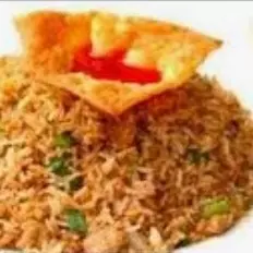 Arroz Chaufa con Wantan frito