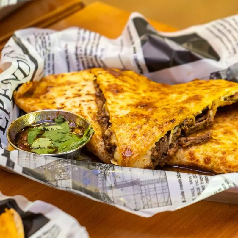 Quesadillas de Birria