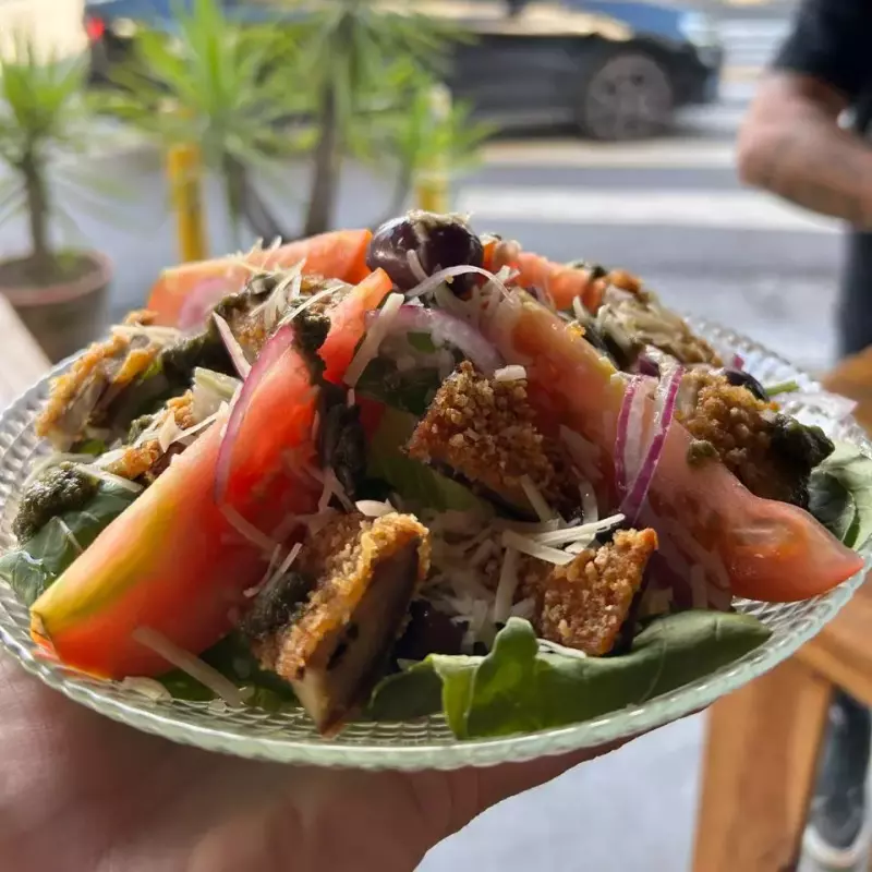 SALADA CAPRESE C/BERINJELA