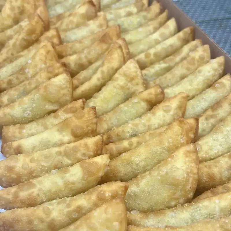 25un Pastel Qjo Ricota e Milho