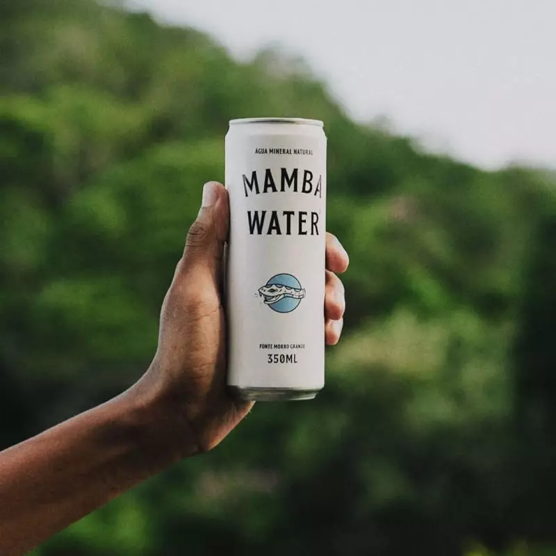 Água  (com ou sem gás)