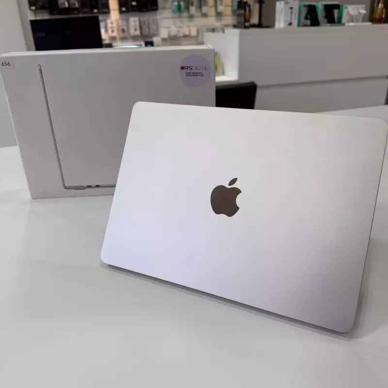Macbook Air M2 256gb 8gb 13.6”