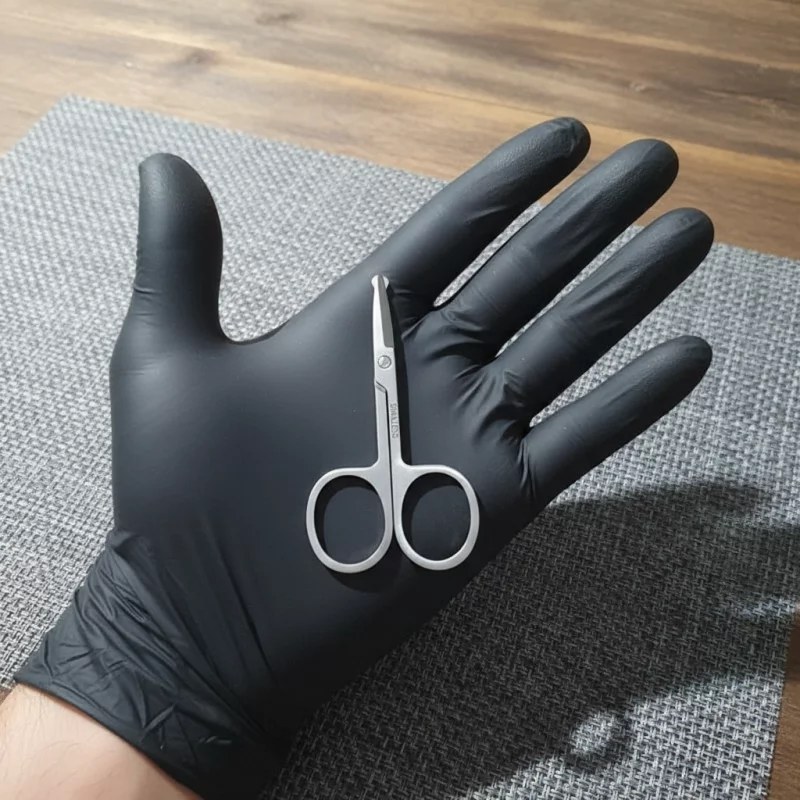 Tesoura essencial redonda