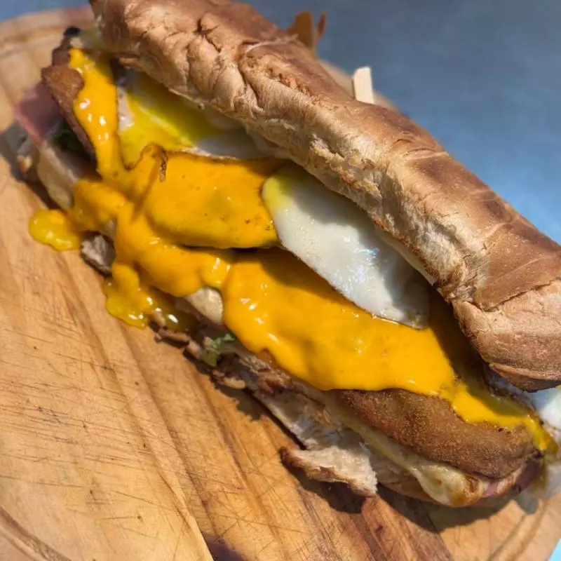 Torpedo de Milanesa Al Toke con papa