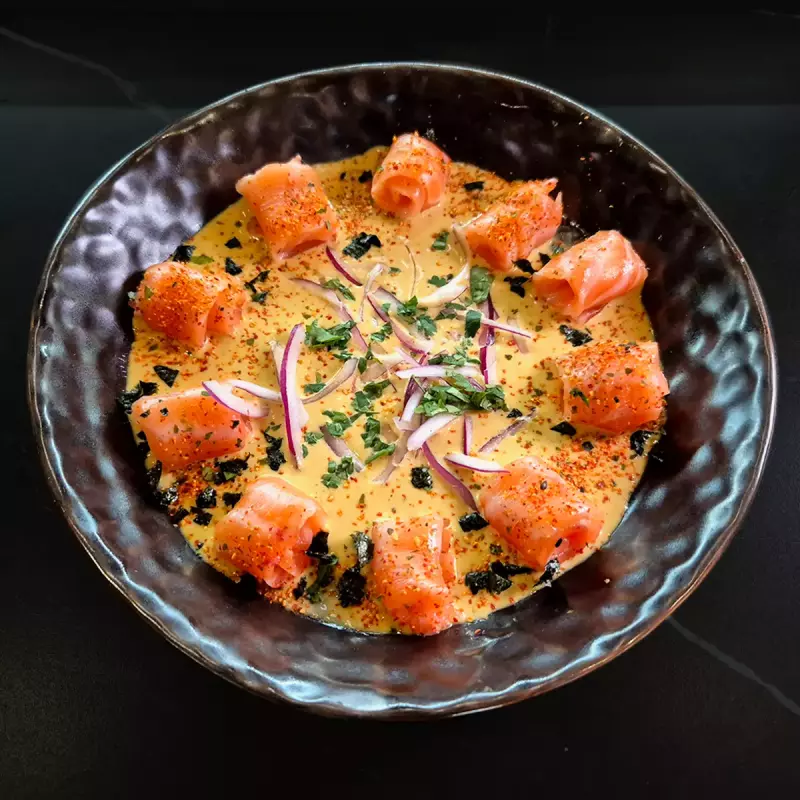 Tiradito de Salmón