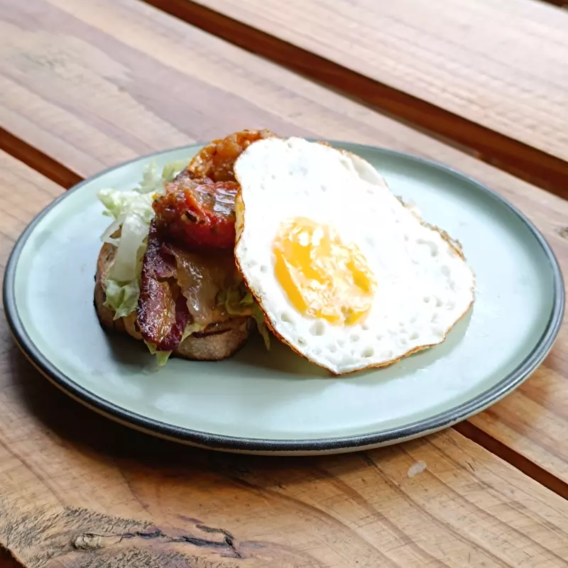 Toast BLT