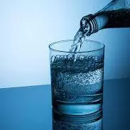 AGUA COM GAS
