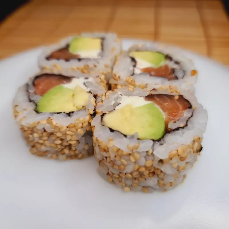 Uramaki Abacate (4 peças)