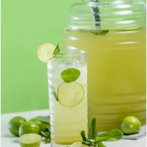 🍋 Agua de Limón Natural