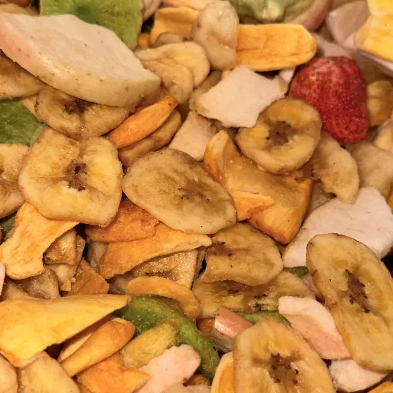 CHIPS DE FRUTAS TROPICAIS