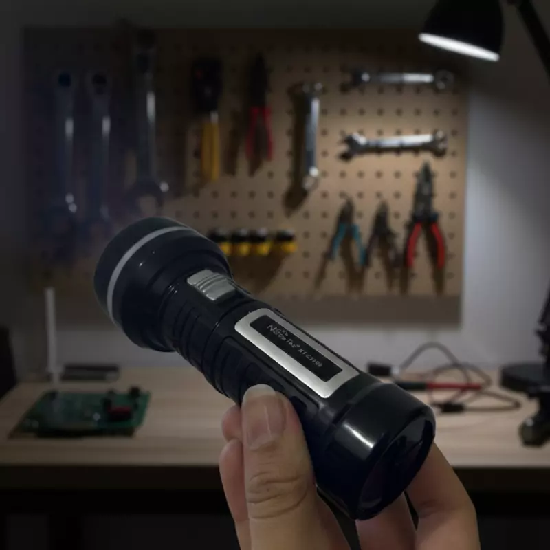 LINTERNA PROF LED FLASH NT-L3109