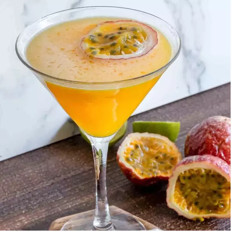 _PASSION FRUIT MARTINI_