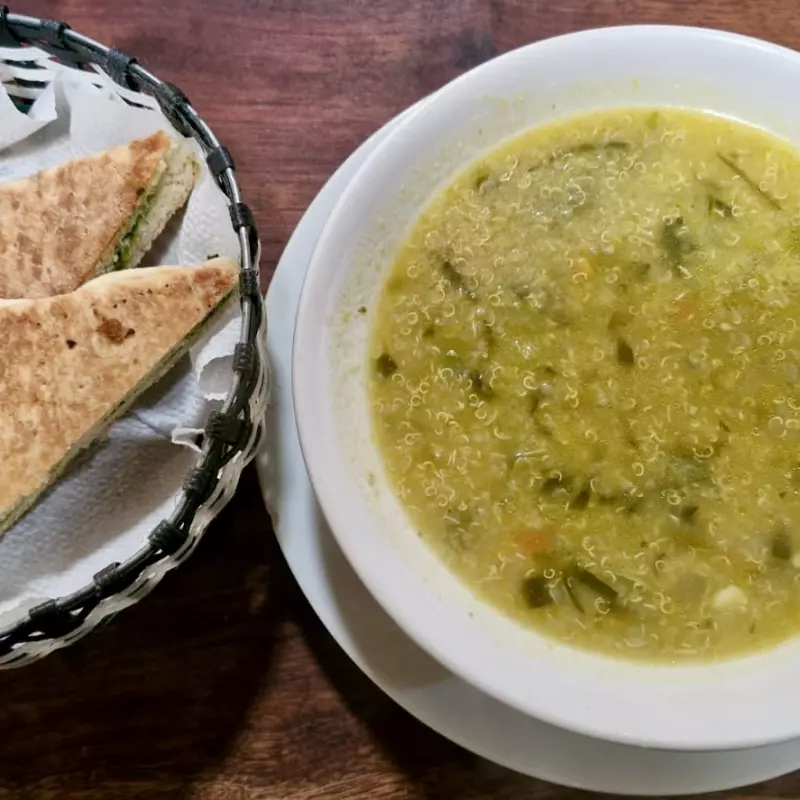 SOPA DE QUINUA CON VERDURAS