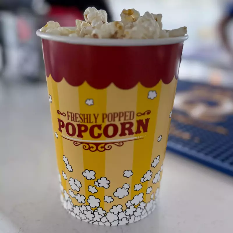 Pop Corn 32oz.
