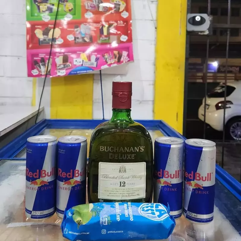 Kit 300 - Buchanan's c/ Red Bull