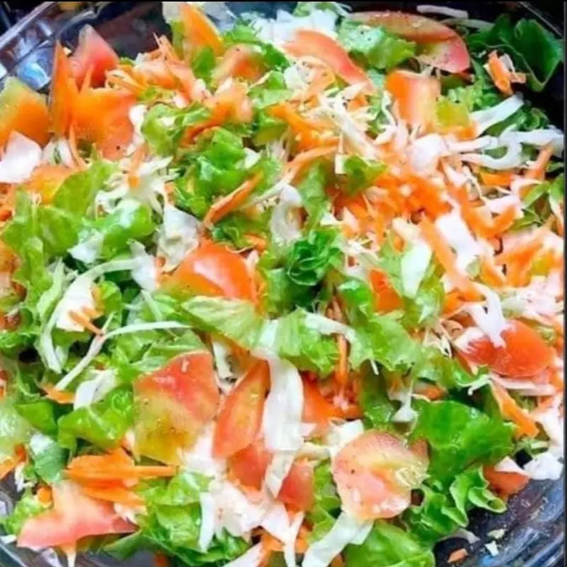 SALADA CRUA NO POTE DE 250ML