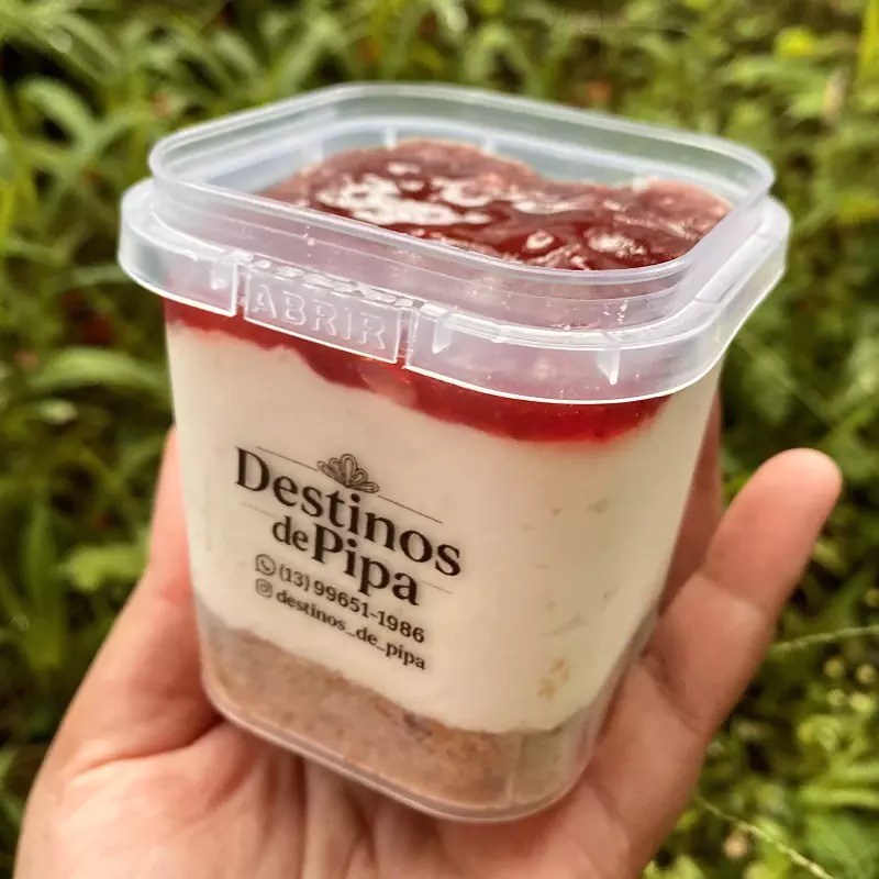 Cheesecake com Geléia de Morango