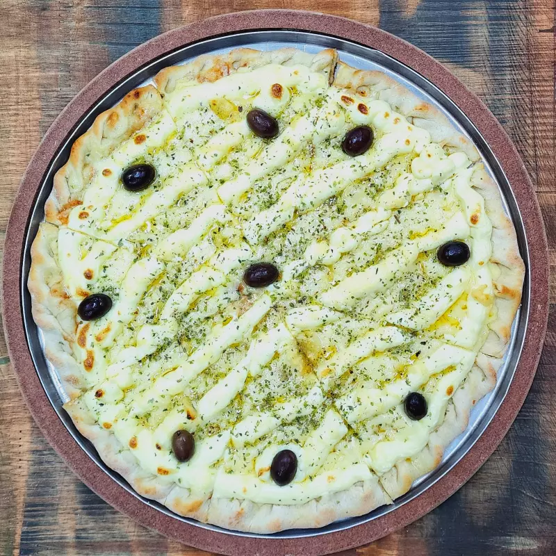 Pizza 3 Queijos (Cód. 2989)