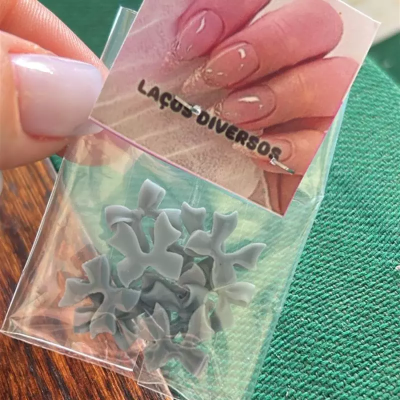 Laços 3D Kit C/10 Unidades N•8