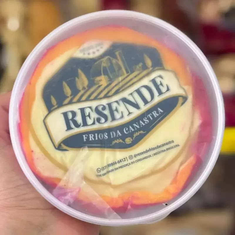 REINO TRUFADO COM REQUEIJÃO