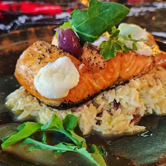 SALMON MEDITERRANEO