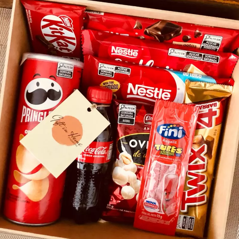 CESTA DE GULOSEIMAS DELICIOUS RED