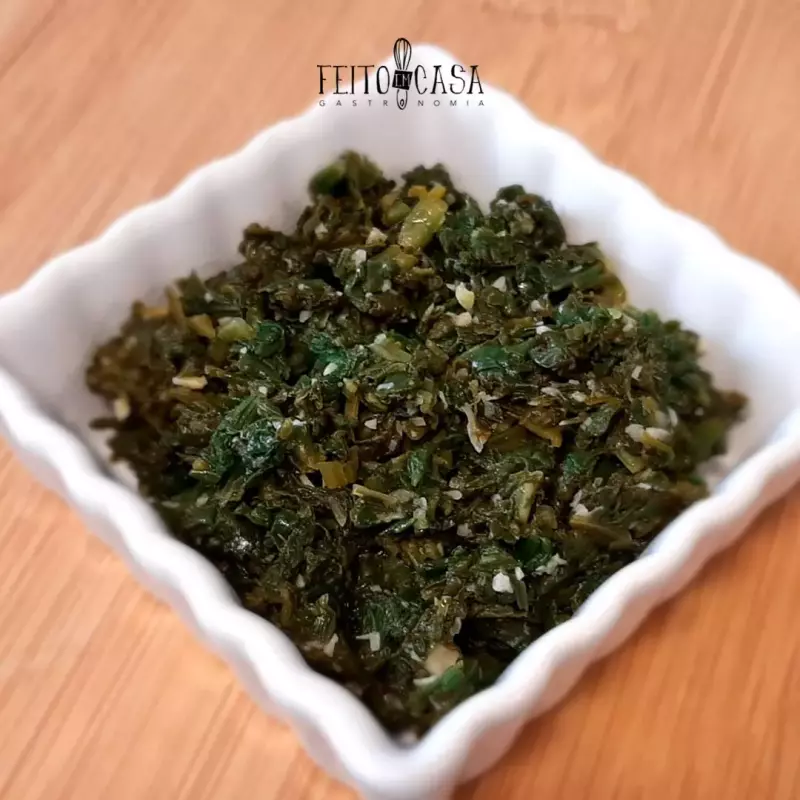 Espinafre refogado c/limão e alho