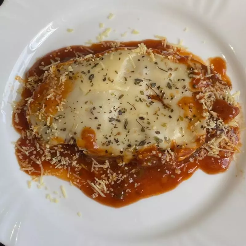 Filé de frango a parmegiana