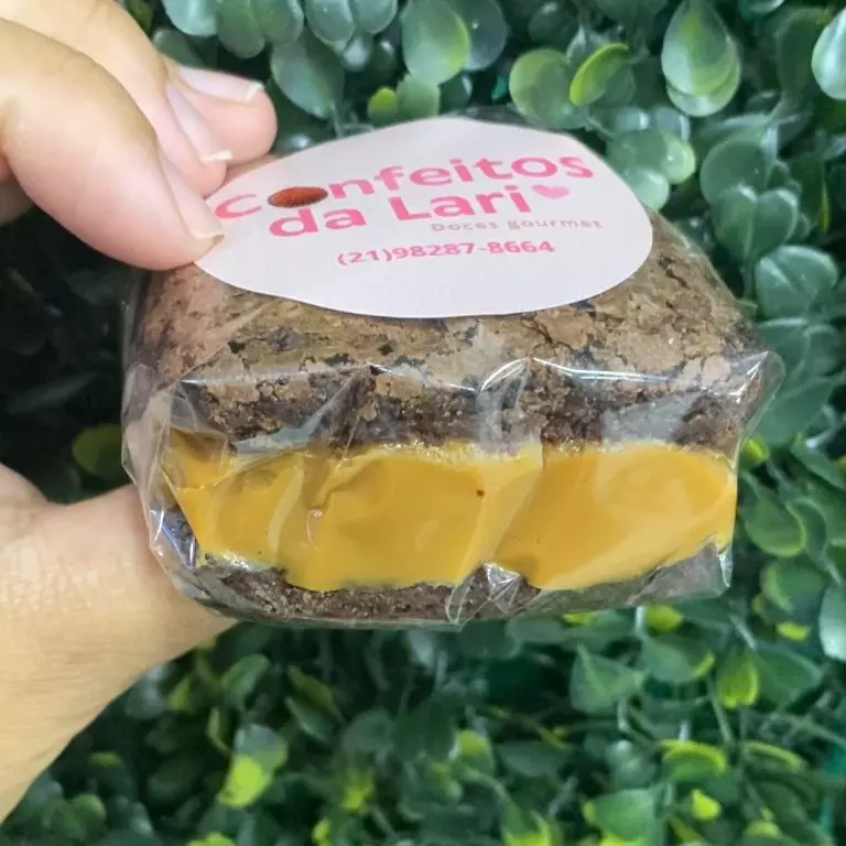 Brownie recheado G Doce de leite