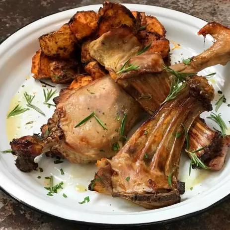 parrillada con chivito