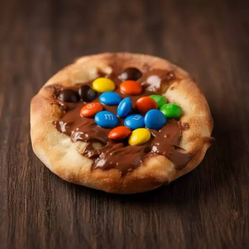 Esfiha de Nutella & M&M’s