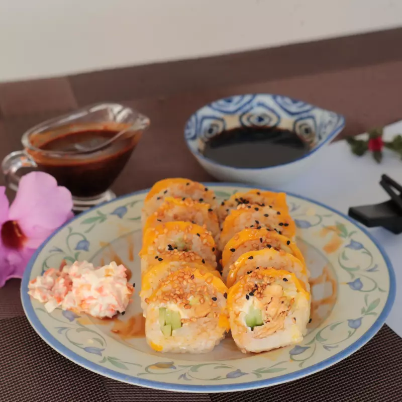 Sushi Mango Combinado