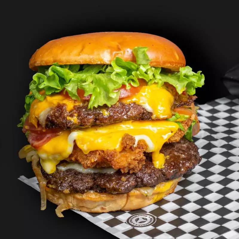 HAMBURGUESA "LA INDOMABLE¨