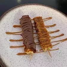 Queijo coalho com creme de avelã