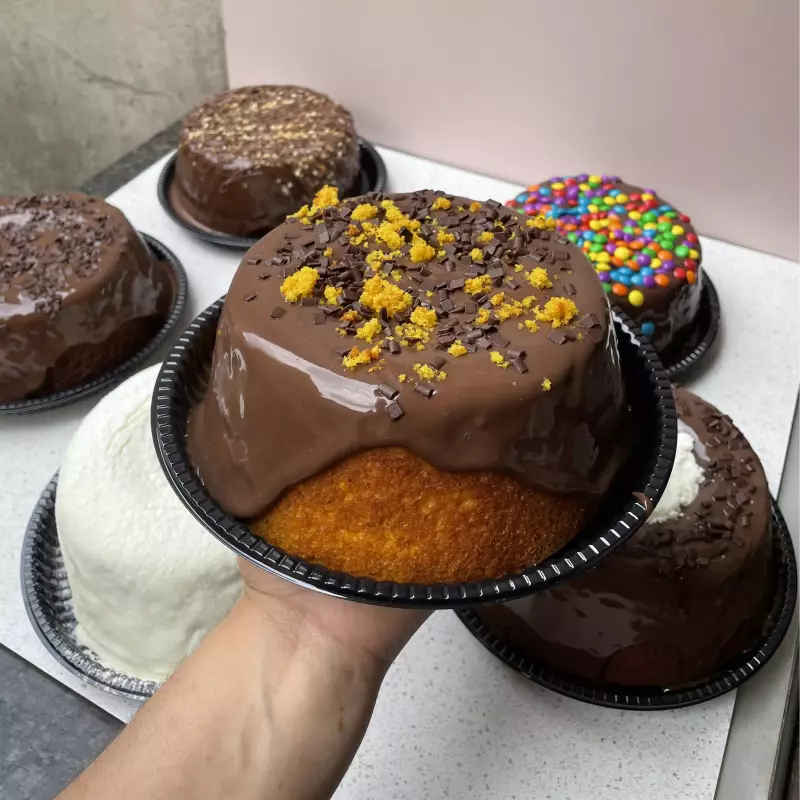 Bolo vulcão cenoura Brigadeiro (M)
