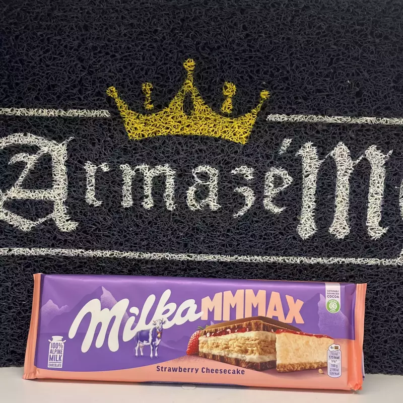 Milka Strawberry Cheesecake 300g