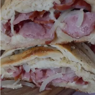 Pão Recheado Calabresa com Cebola