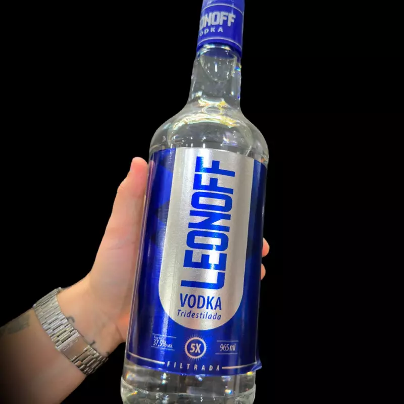 Vodka Leonoff 965ml