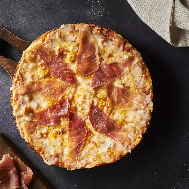 Stracciatella Trufada con Serrano