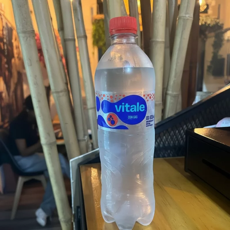 AGUA CON GAS VITALE