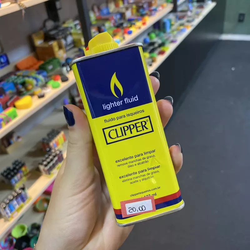 Fluído para isqueiros