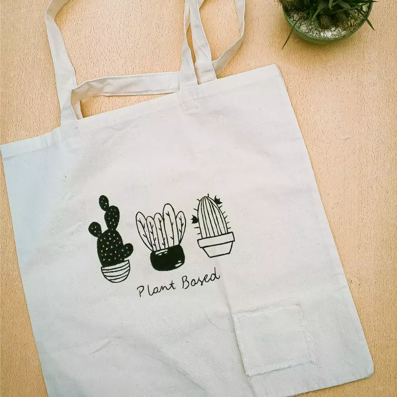 TOTE BAG PLANT BASED