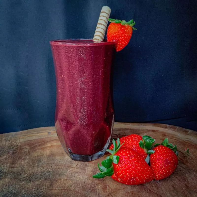 VITAMINA COM MORANGO 1 litro