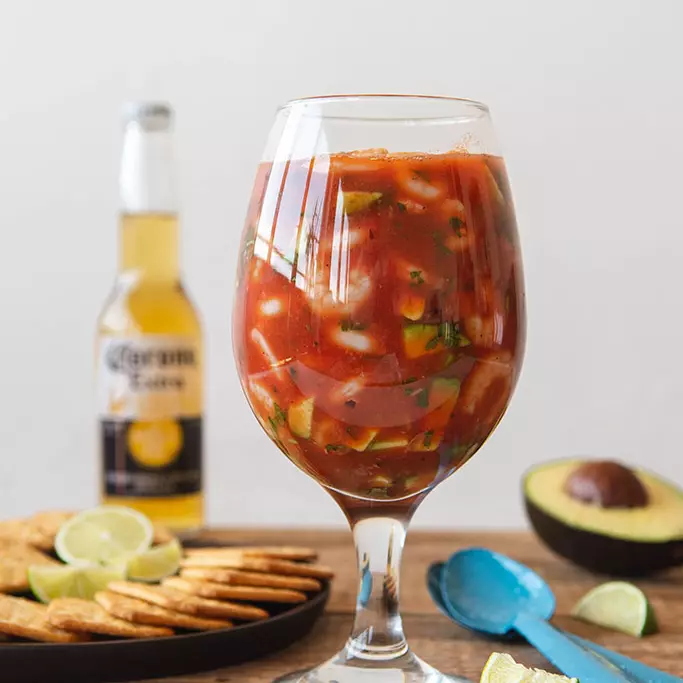 PAQUETE COMPLETO: ALIMENTO Y BEBIDA