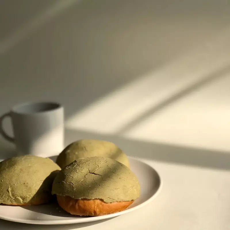 PAQUETE 3 CONCHAS MATCHA+ 3 CAFE O